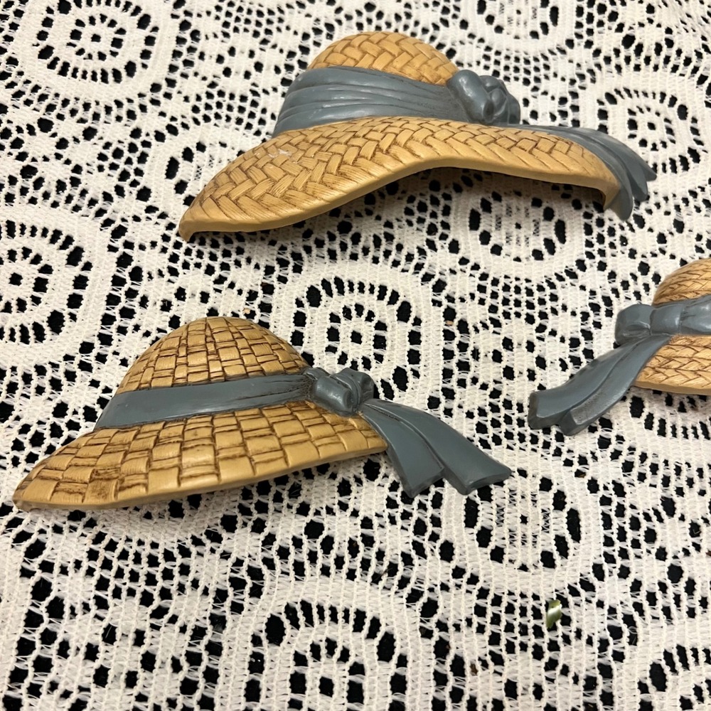 Vintage Homco Straw Wicker Hat Blue Bow Wall Plaques | Set of 3 | Cottage - Picture 2 of 11